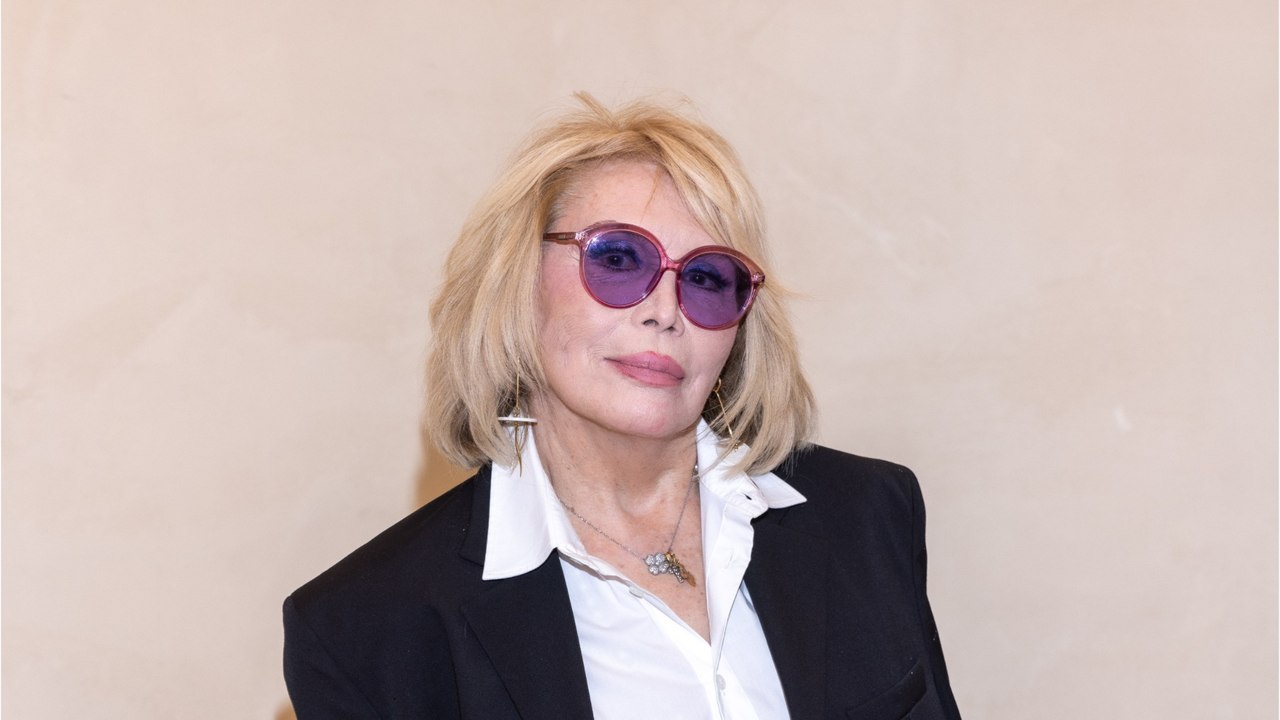 GALA VIDEO - Amanda Lear sans tabou sur la fin de vie : "J’ai une adresse à Zurich si…"