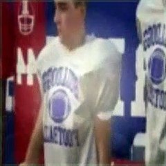 Bella and the Bulldogs S01E01 Newbie QB, Part 1