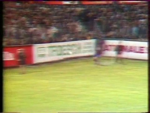 SERVETTE.GENEVE - FC.ZURICK - 1977 - SAISON 1976/1977 -