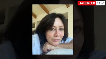 Kanserle mücadele eden Amerikalı oyuncu Shannen Doherty, eşyalarını satışa çıkararak ölüme hazırlanıyor