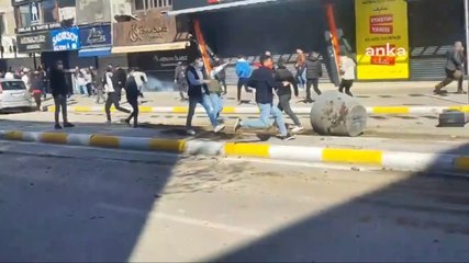 Van'da sokaklar karıştı