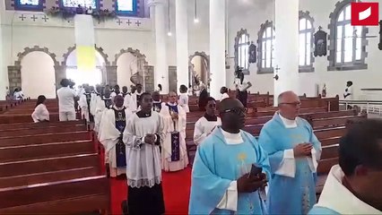 La cathédrale de Saint-Pierre rouvre ses portes aux fidèles