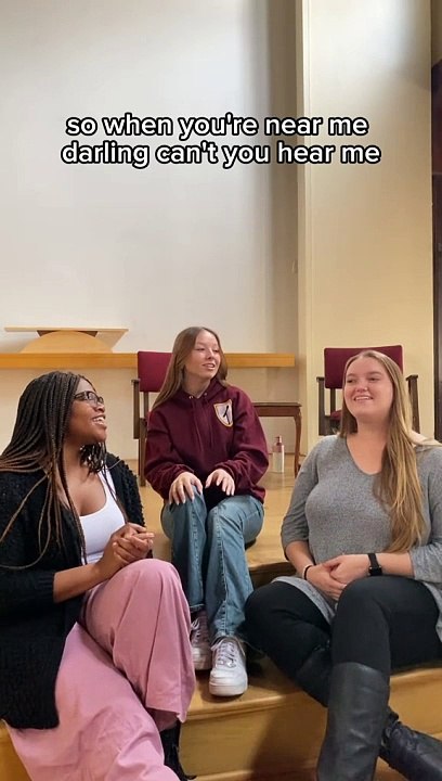 Three Ladies Singing (Apacella Version)