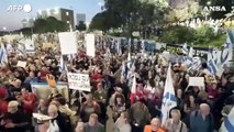 Israele, protesta contro il governo davanti alla Knesset