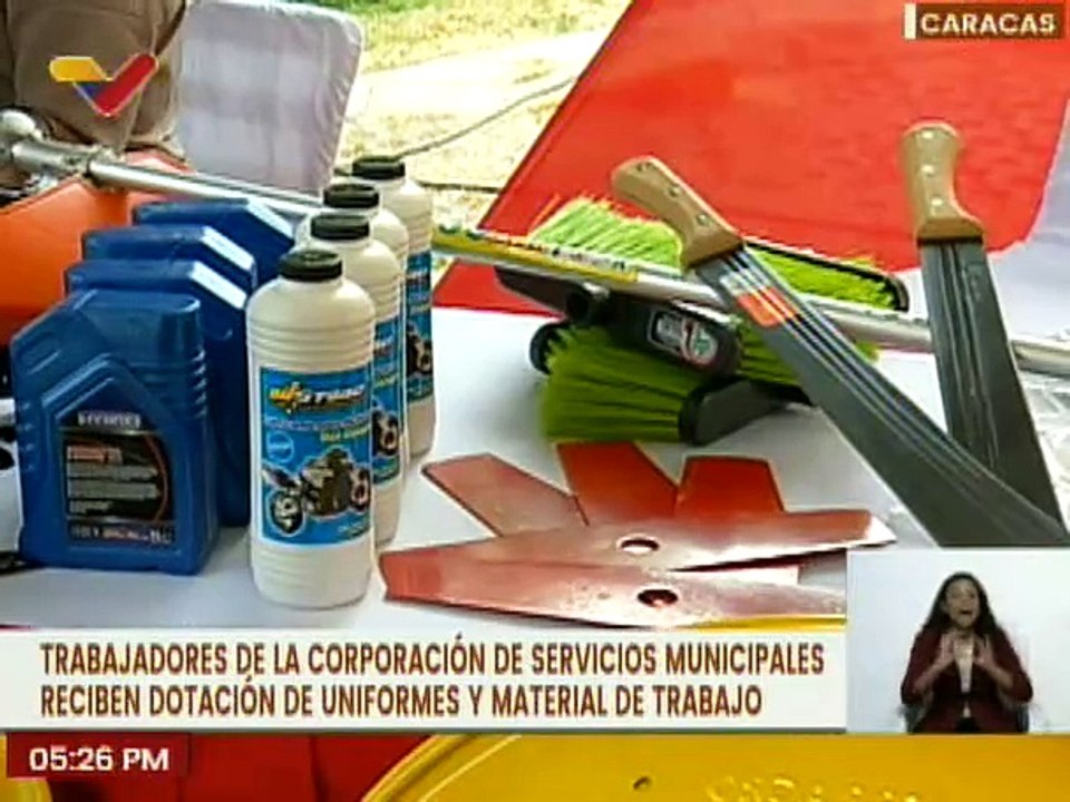 Alcaldía de Caracas entrega uniformes y material de trabajo a la CSML