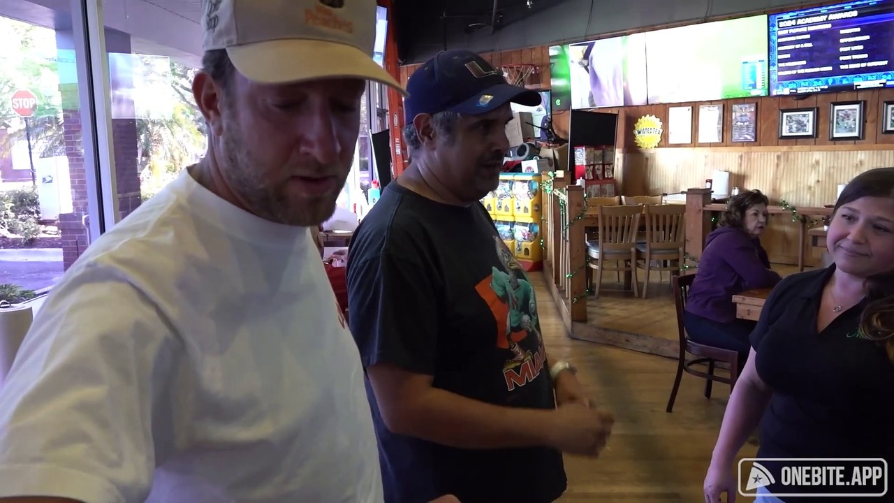Barstool Pizza Review - Marina’s Pizza & Pasta (Tampa, FL) with special guest Danny Boy Cane