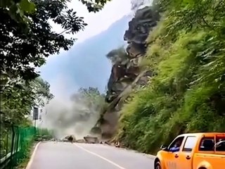 Landslide in Different Places  #LandslidesVideos
