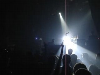 Editors - Smokers outside the hospital doors