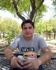 Millonario pone a prueba a vendedor de la calle con una torta  y le cambia la vida