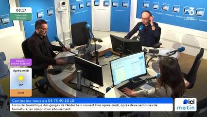 Laura Calu et la quête de vérité à travers l'humour