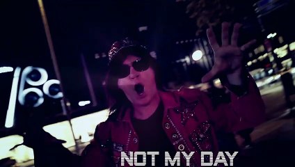 Michael The GlitterKing in Berlin - Not my day