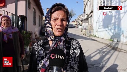 Hatay'da kadın muhtardan balkon konuşması