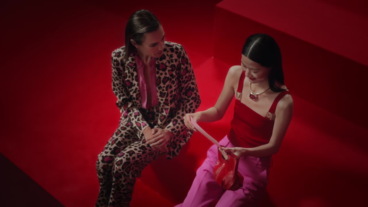 LOLA'S FRONT ROW - LOLA CASADEMUNT SS24