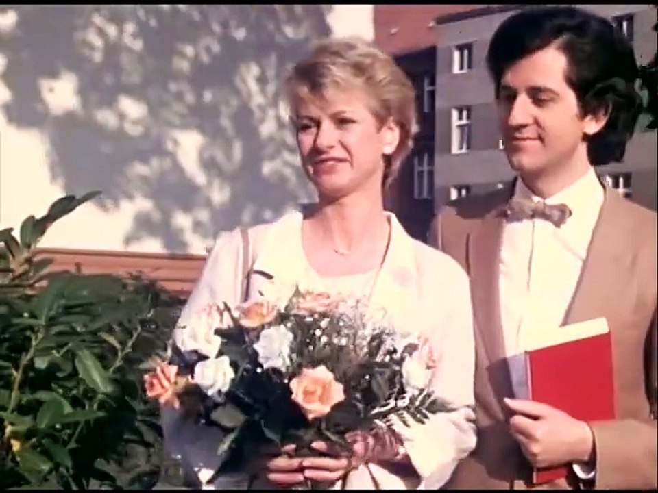 Drei Damen vom Grill - Ganze Serie - Staffel 6/Folge 13  'Eine muss die Erste sein' - 1985