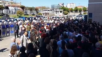 İstanbul Adliyesi'nde 'kayyım' protestosuna müdahale