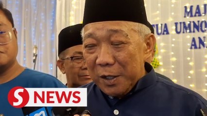 Umno told Dr Akmal to stop discussing controversial socks issue, says Bung