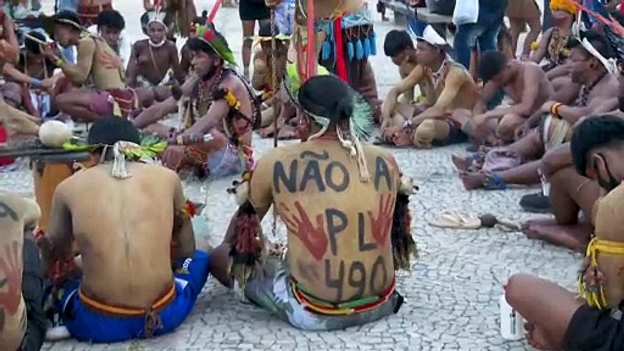 Comissão aprova pedido de perdão do Estado brasileiro a povos indígenas por perseguição