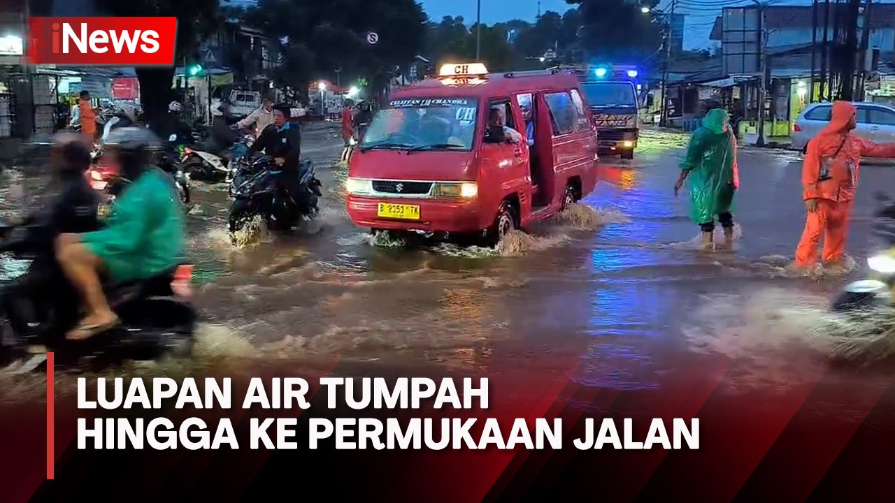Kali Baru kembali Meluap Diguyur Hujan Deras Hari Ini, Pertigaan Hek Kramat Jati Terendam Banjir