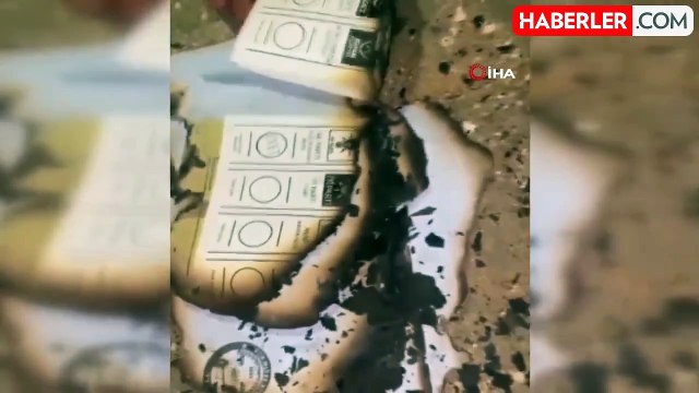 Halfeti'de AK Parti'ye mühür basılmış yanmış oy pusulaları bulundu