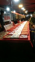 suasana di pasar malam