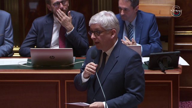 130 inspecteurs vont être embauchés afin de contrôler des établissements accueillant des personnes handicapées, explique Frédéric Valletoux