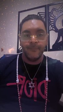 Medium sensitivo Rei do Tarot conheca o Tarô