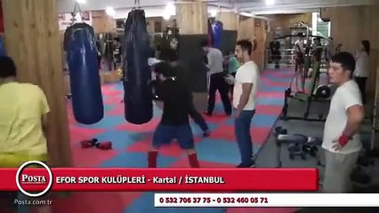 Ankara'da iş yeri yangınına çok sayıda itfaiye ekibi sevk edildi