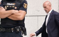 La Guardia Civil deja en libertad a Luis Rubiales, a la espera de la citación ante la juez