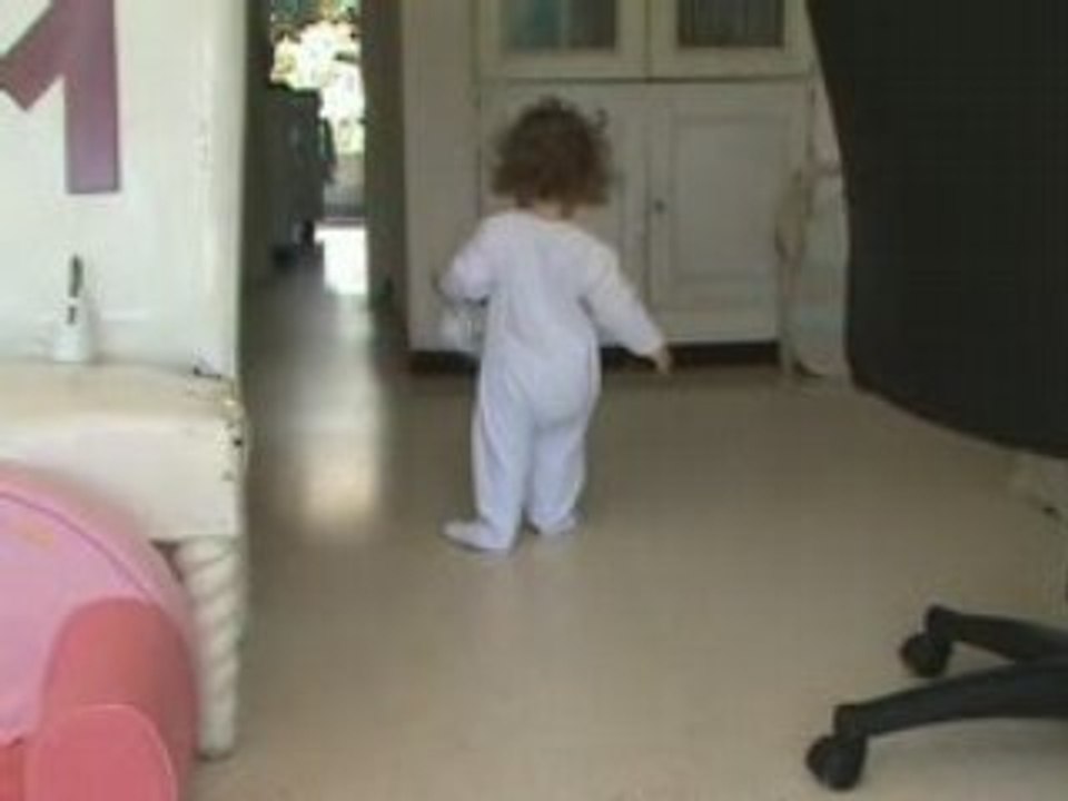 les premiers pas de lola