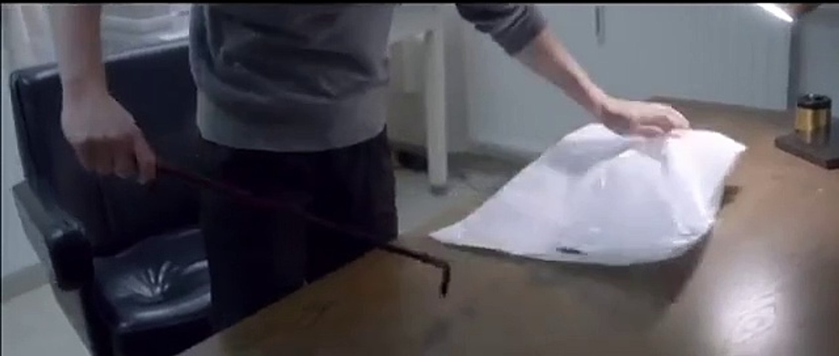 Clip 9