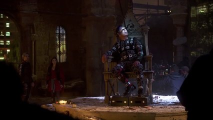 Featurette: the Twins