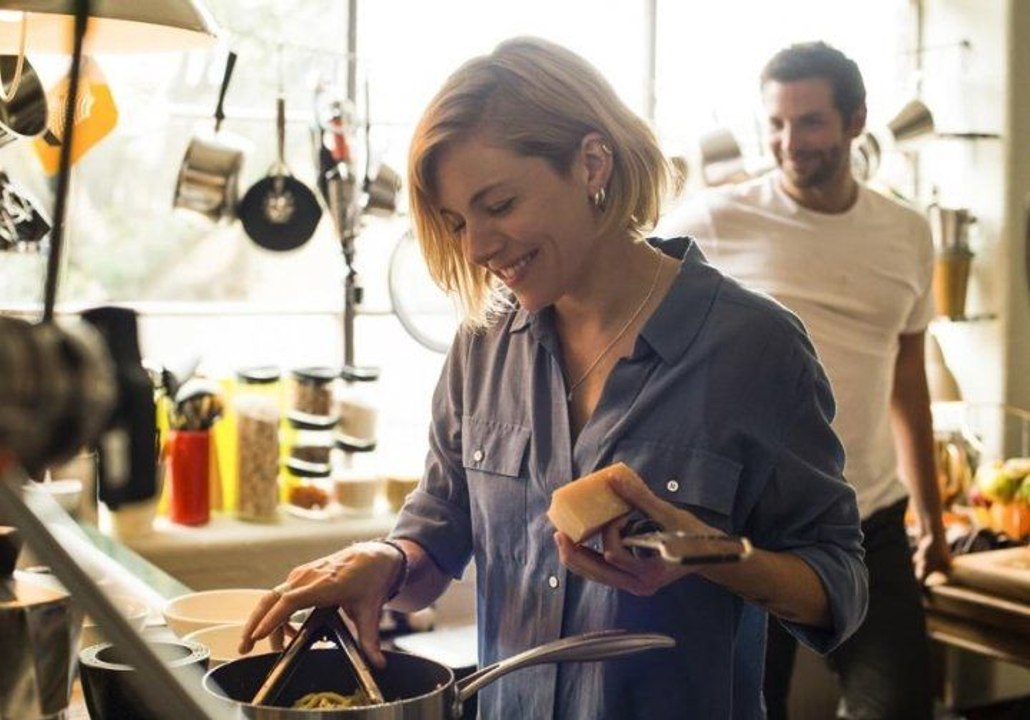 Featurette "Intervista a Sienna Miller"