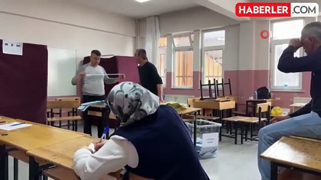 Manisa'da bir kişinin iki kez kullandığı oy, muhtarlık seçimini iptal ettirdi