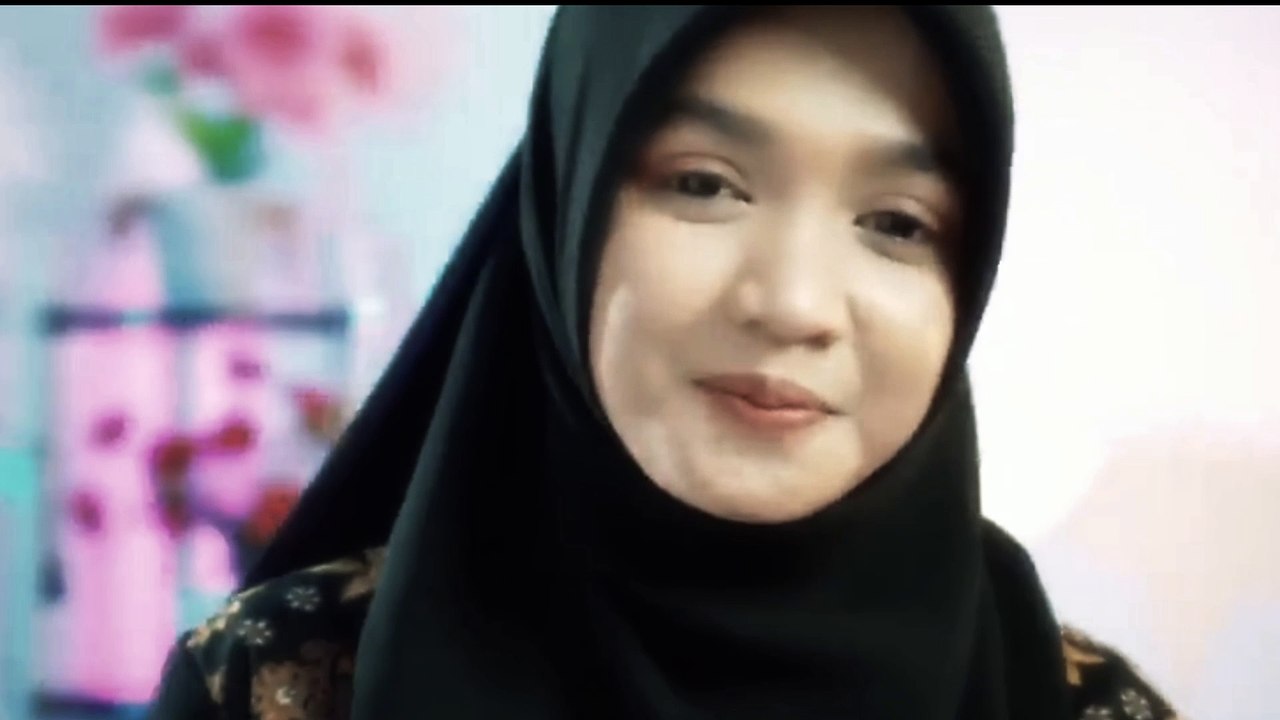 neng umi layla.. Walisongo