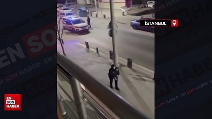 Sultangazi'de kadın polisten eli bıçaklı kişiye 'duygusal' müdahale