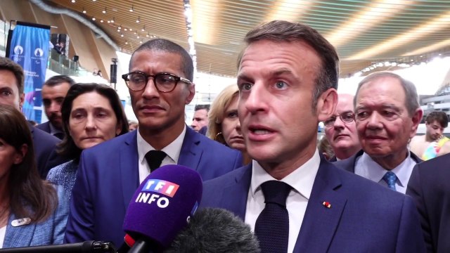 Emmanuel Macron n'a aucun doute sur le fait que la Russie cible les JO de Paris, y compris en termes informationnels