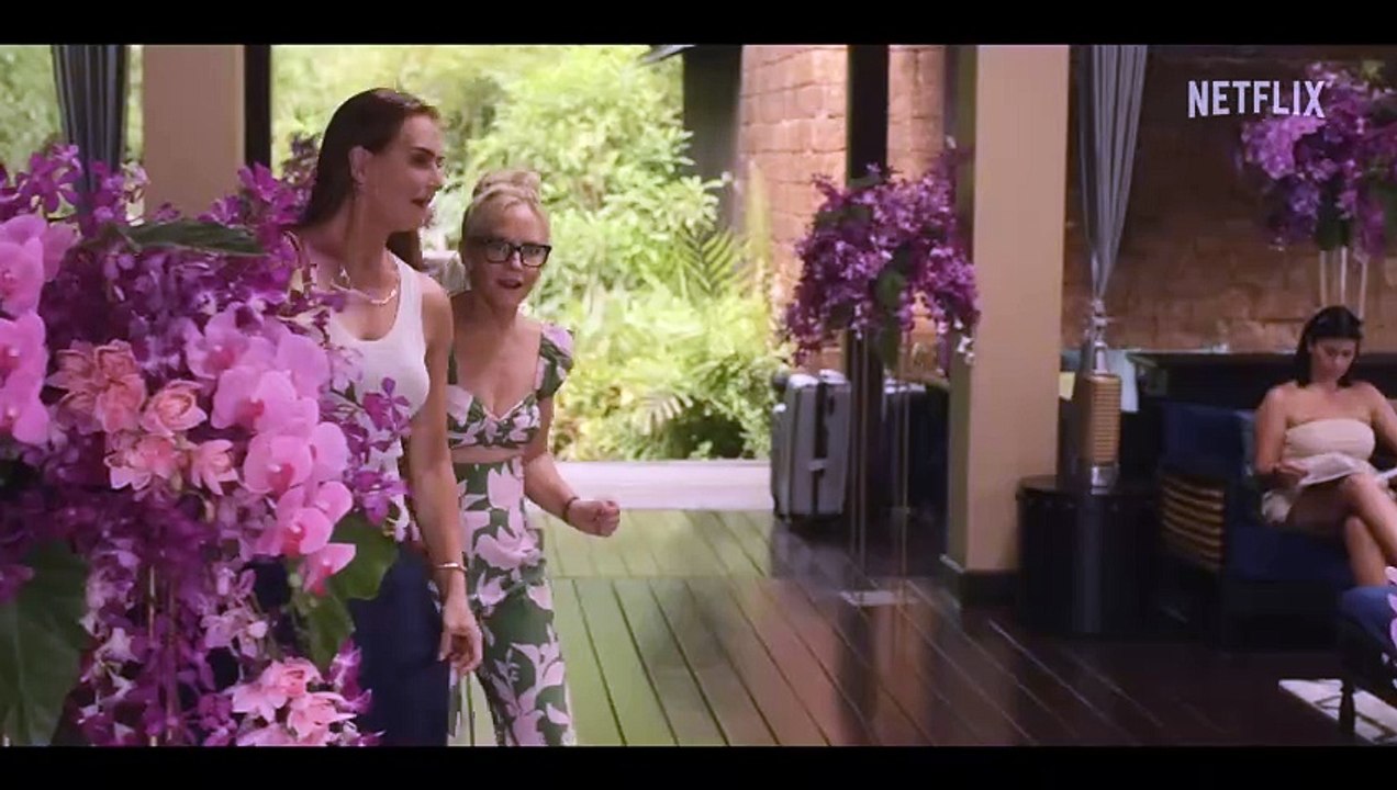 Mother of the Bride - Official Trailer