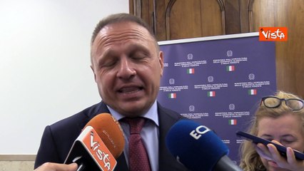 Lollobrigida: "Per l'Italia il vino ? un gioiello da valorizzare"