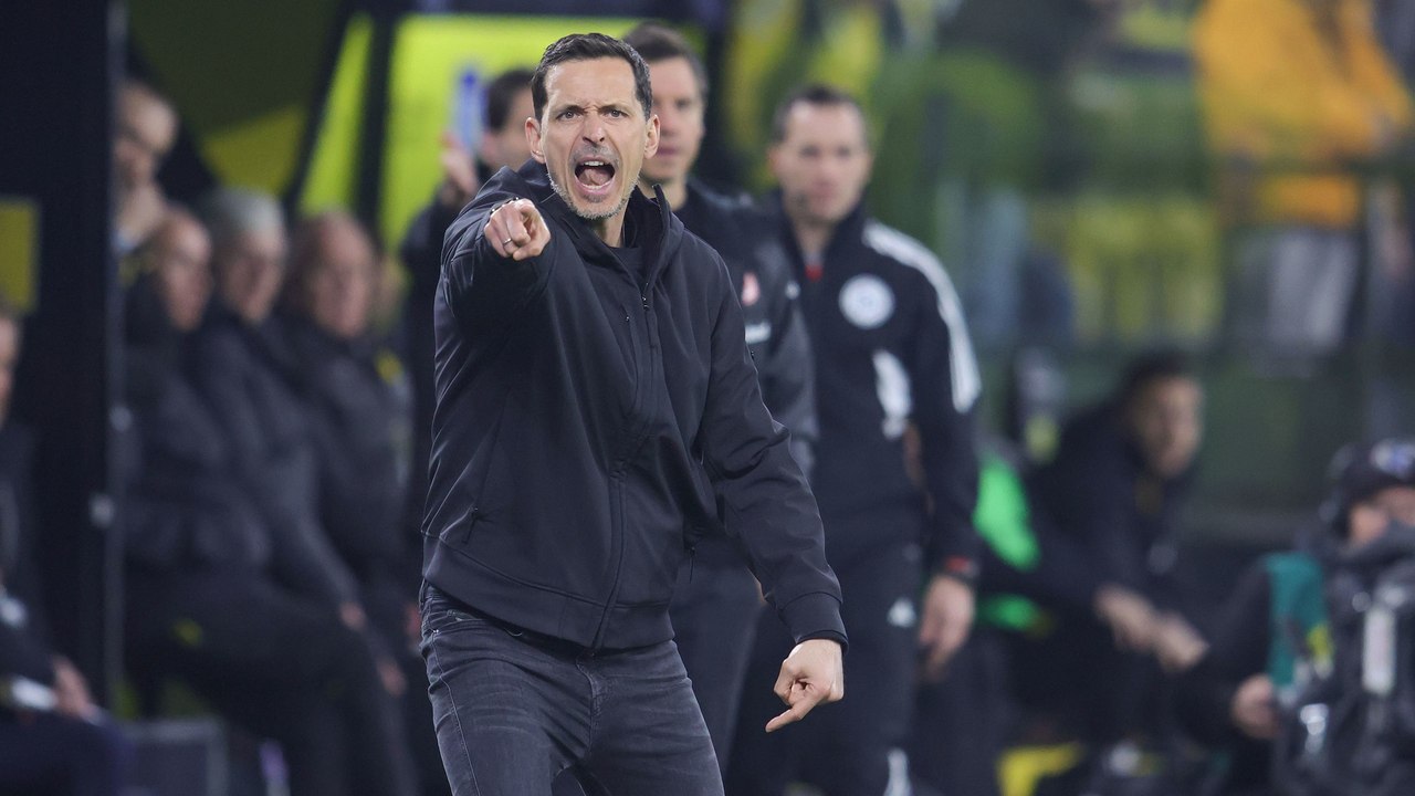 Toppmöller: 'Jeder von uns will, dass Frankfurt nächstes Jahr international spielt'