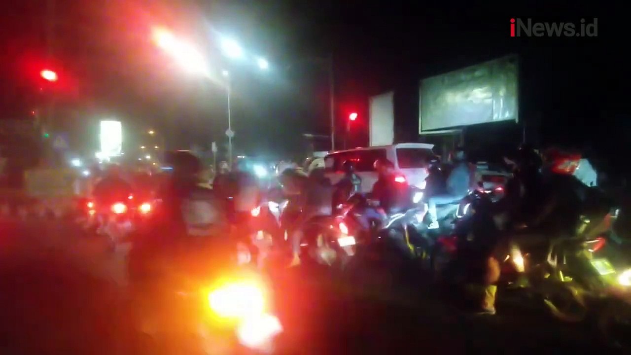 Jalur Pantura Karawang Mulai Dipadati Ratusan Pemudik Motor, Polisi Siapkan 2 Jalan Alternatif