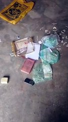 दो घरों से नकदी सहित लाखों के जेवरात पार