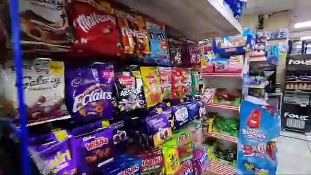 Supermarket Sweep! Batley and Spen MP Kim Leadbeater takes on trolley dash for Batley Food Bank