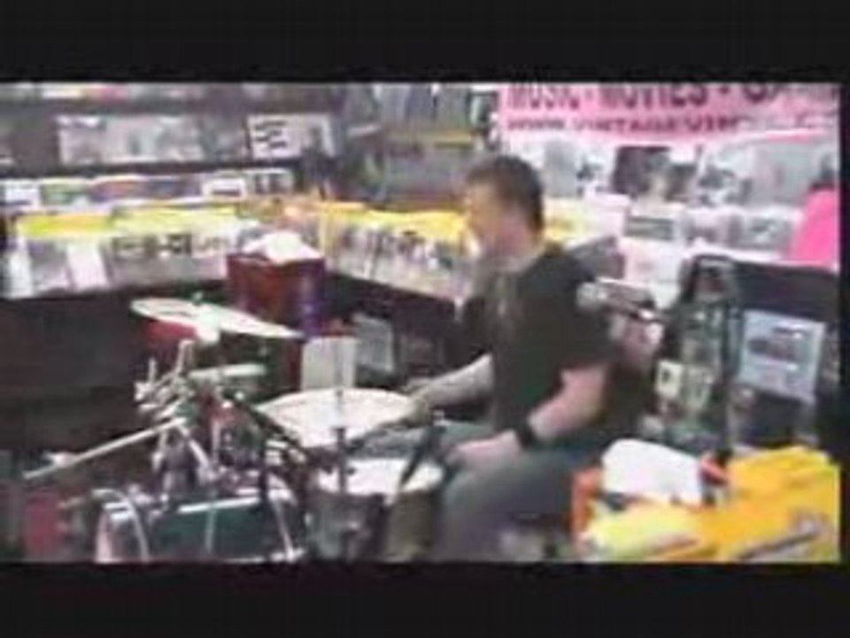 Eagles Of Death Metal - I Want You So Hard LIVE in St Louis