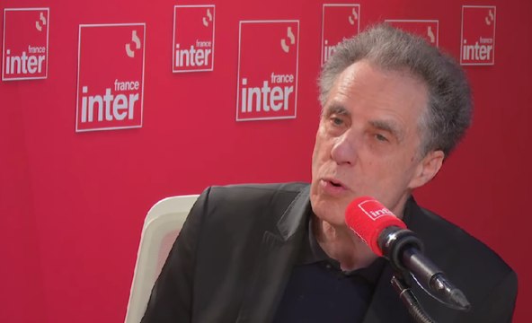 Pierre Bayard : Le Et si... ? nous fait voyager dans des mondes parallèles - Le 15 minutes de plus