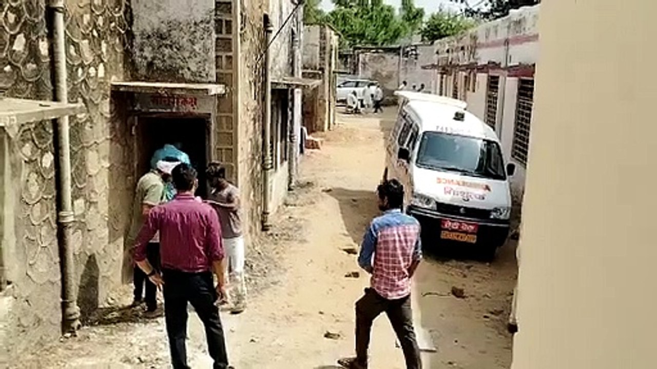 कर्ज से परेशान व्यक्ति ने की आत्महत्या, सुसाइड नोट मिला