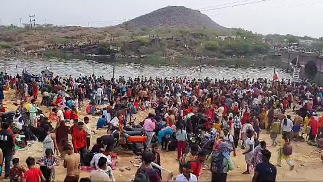 कैलामाता का लक्खी मेला शुरू, मार्ग पर लगी अटूट कतार, पहले दिन दो लाख ने किए दर्शन