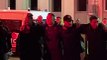 Luis Enrique s'ambiance avec les supporters du PSG après la victoire face à l'OM