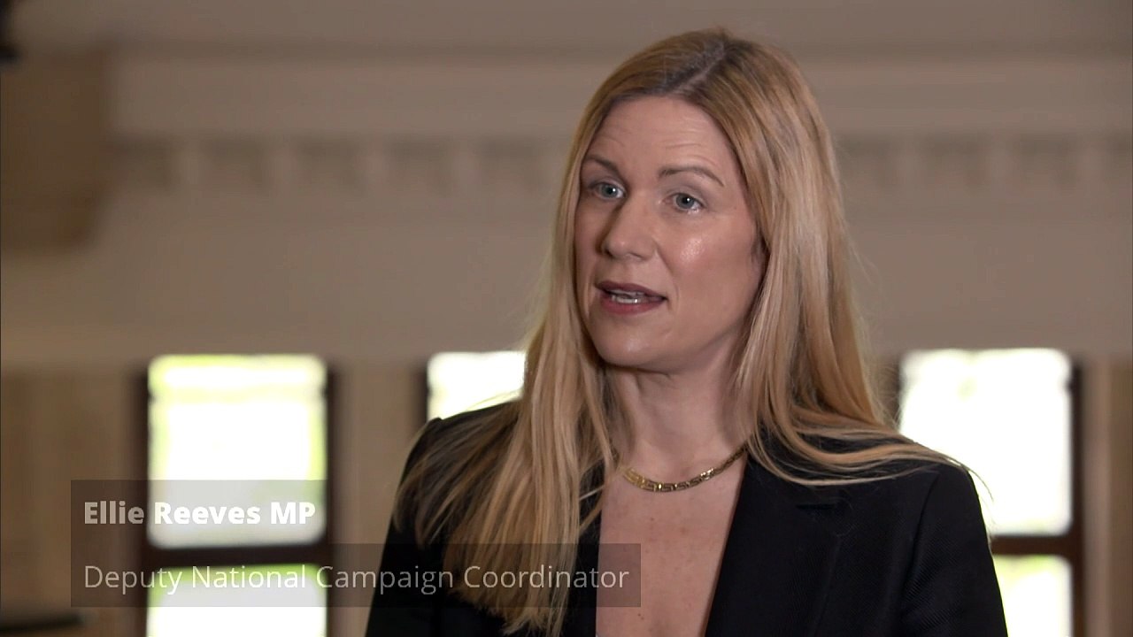 Ellie Reeves: William Wragg texting scam ‘concerning’