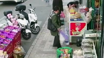 Müşteri gibi geldi, zeytin bidonunu alarak gözden kayboldu