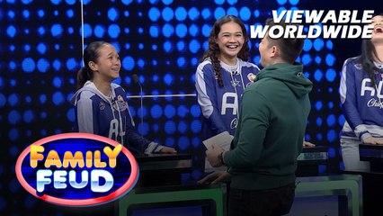Family Feud: MASYADONG MABILIS SUMAGOT ANG TEAM ARELLANO LADY CHIEFS! (Episode 426)